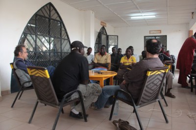 Rencontre entre Yacouba et jeunes de Zinder